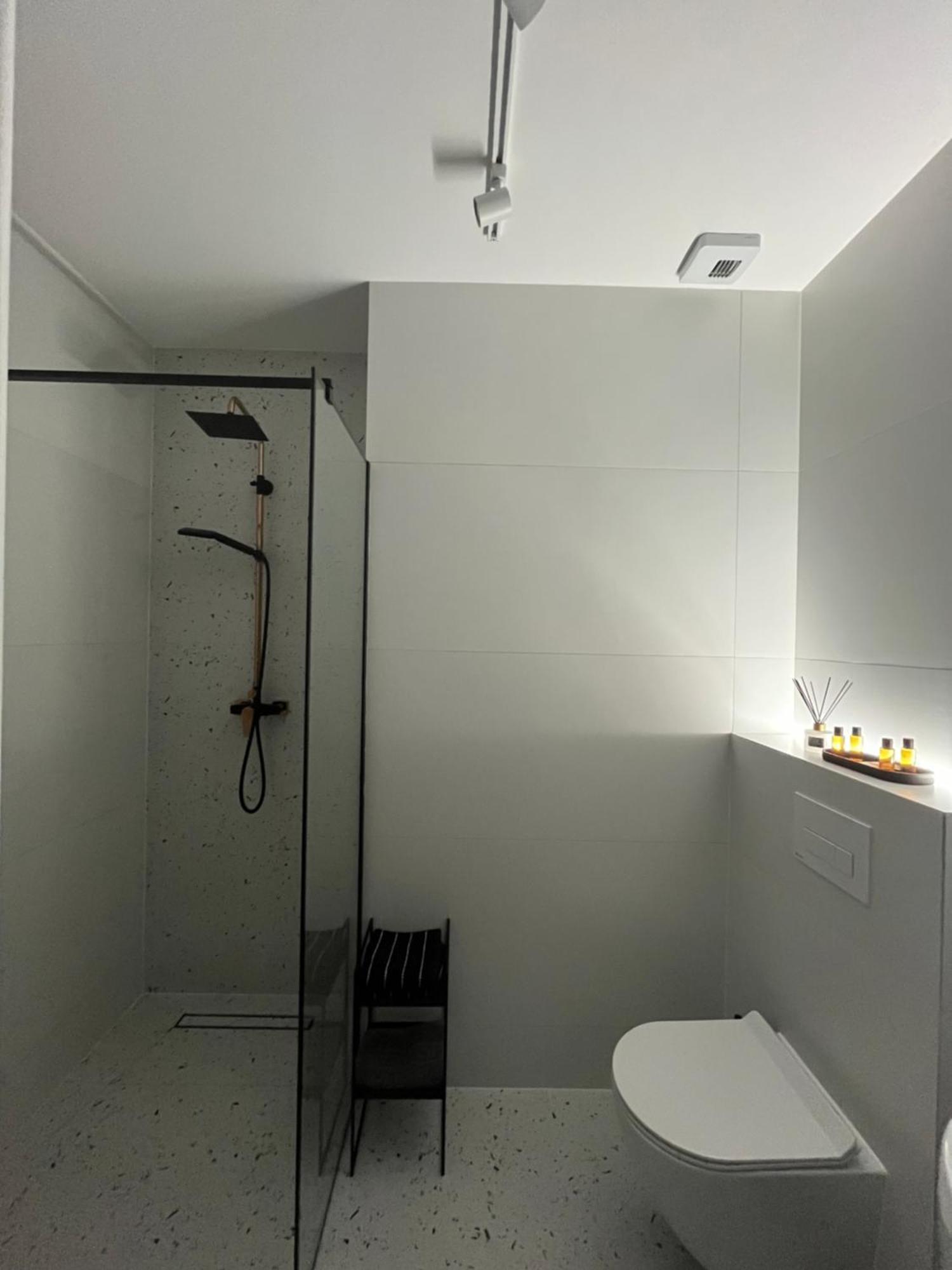 Apartament Nova Klonova Porto Kielce Extérieur photo